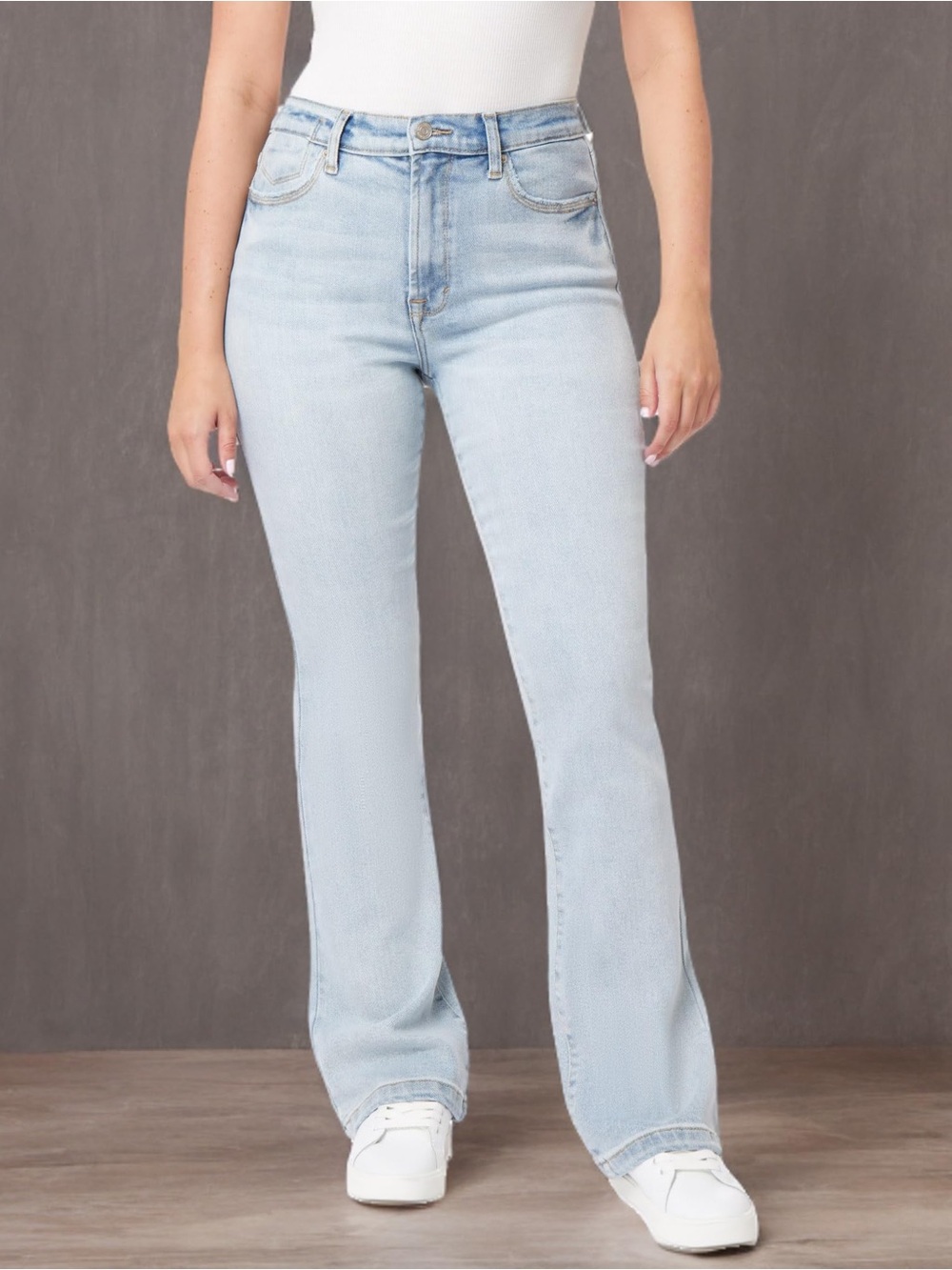 Kensie Jean Light Wash High-Rise Straight Jeans